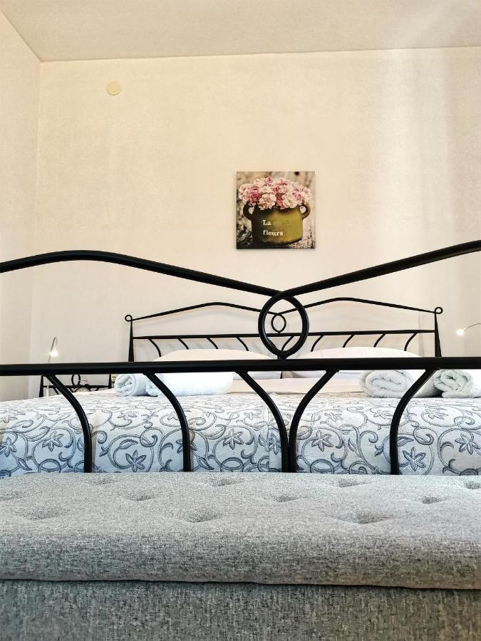 Kuca Za Odmor "Na Paltu" Vila Risika Exterior foto